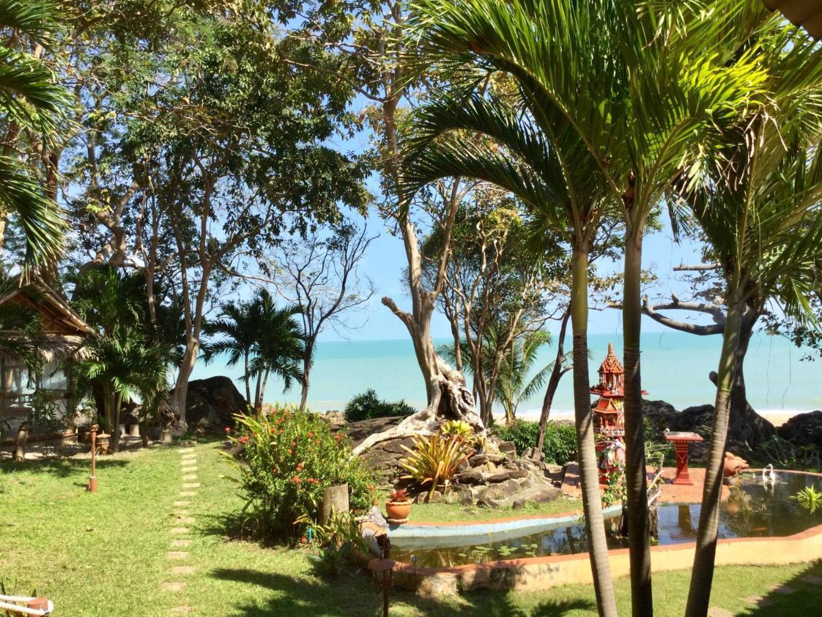 Khanom Hill Resort Экстерьер фото